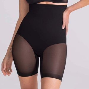 HoneyLove SuperPower Short Vamp Size XL